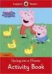 AudioLibro Peppa Pig: Going on a Picnic Activity Book - Ladybird Readers Level 2 de Varios Autores